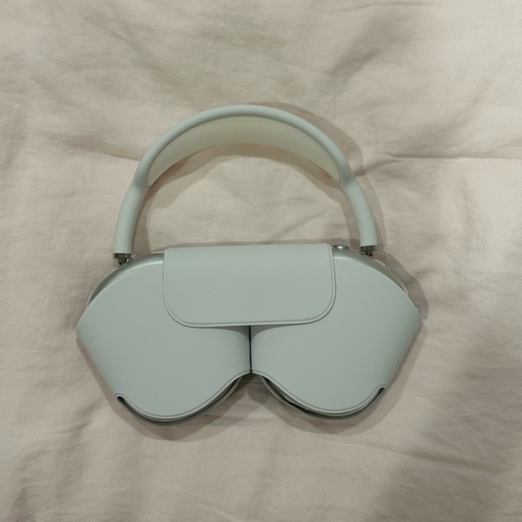 Apple AirPod max !!! - Picture 1 of 5